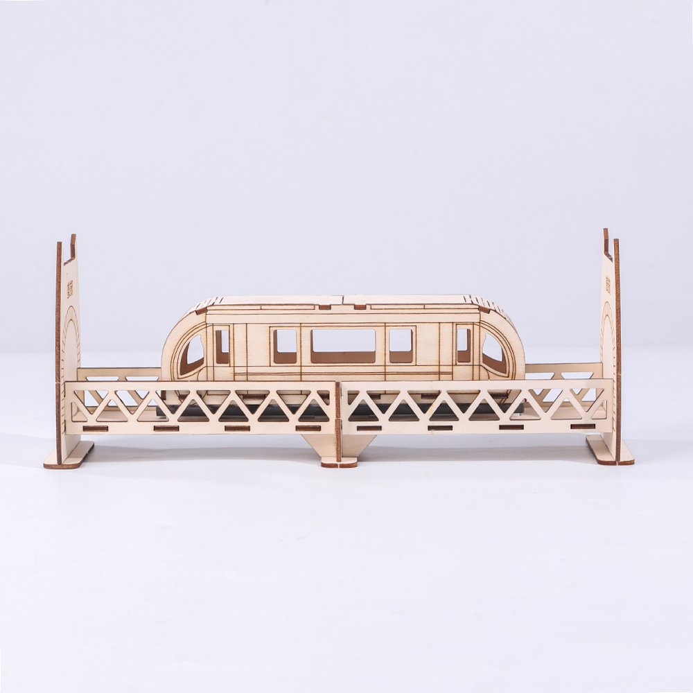 نموذج قطار مغناطيسي خشبي للترك - مراجعة Woodworking Kits For Kids وسعره